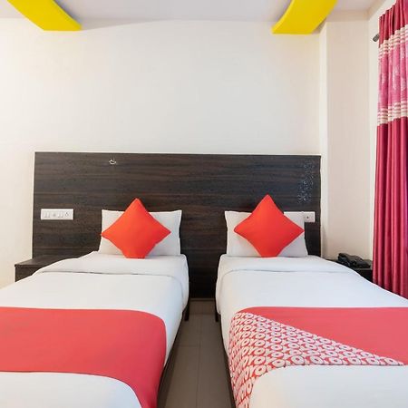 Hotel Oyo 13594 Mathrushree Residency à Bangalore Extérieur photo