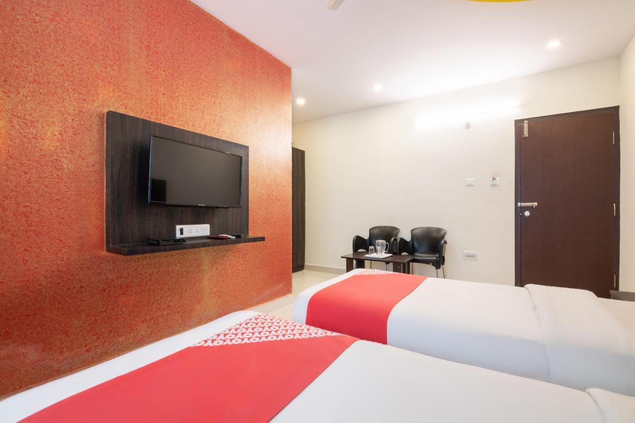 Hotel Oyo 13594 Mathrushree Residency à Bangalore Extérieur photo